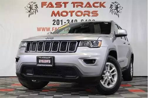 2018 Jeep Grand Cherokee Laredo E 4WD photo