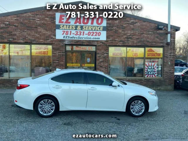 2015 Lexus ES  FWD photo