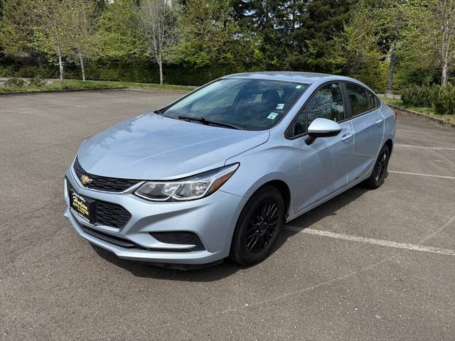 2018 Chevrolet Cruze LS FWD photo