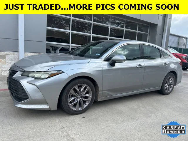 2019 Toyota Avalon XLE FWD photo