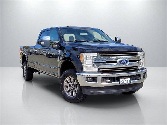 2018 Ford F-350 Super Duty King Ranch 4WD photo
