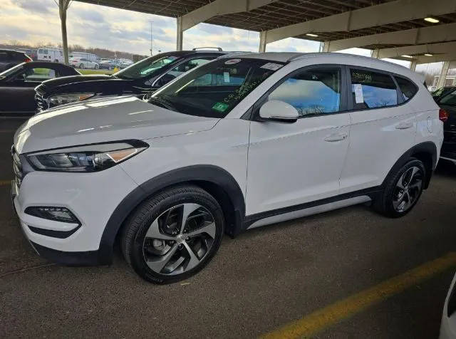 2018 Hyundai Tucson Sport AWD photo