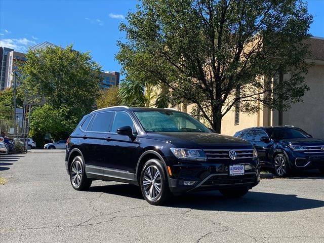 2018 Volkswagen Tiguan SEL FWD photo