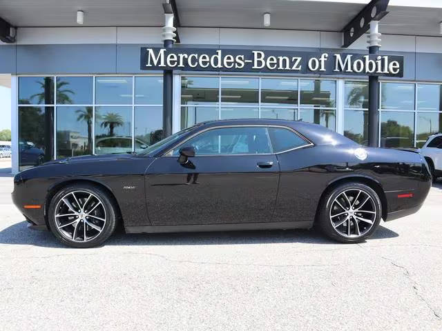 2018 Dodge Challenger R/T RWD photo