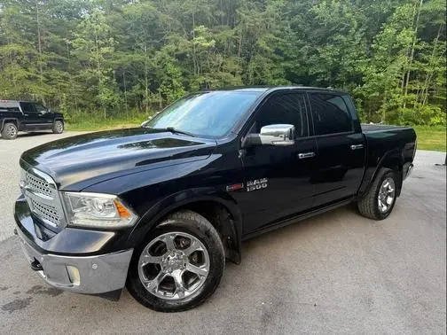 2018 Ram 1500 Laramie 4WD photo