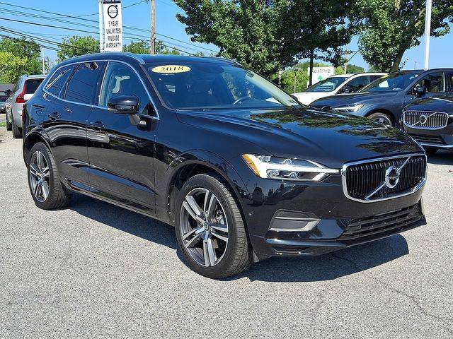 2018 Volvo XC60 Momentum AWD photo