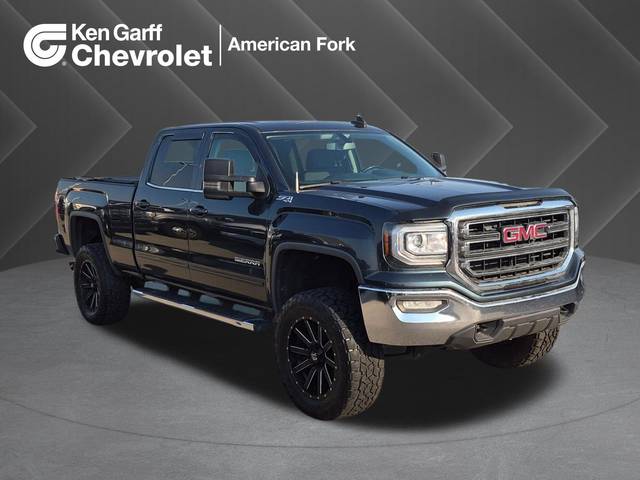 2018 GMC Sierra 1500 SLE 4WD photo