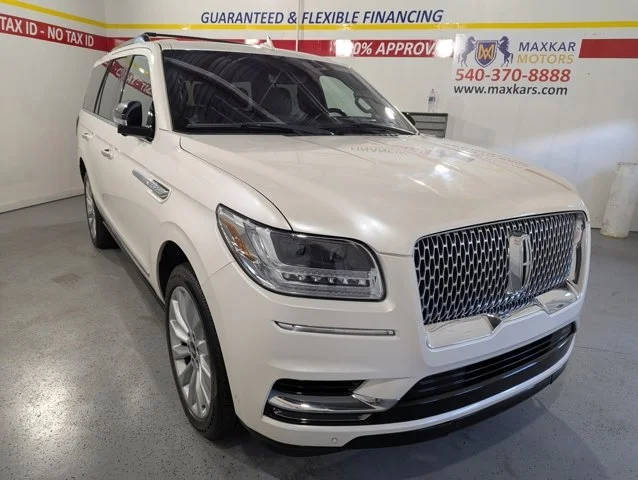 2018 Lincoln Navigator Select 4WD photo