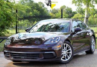 2018 Porsche Panamera 4 AWD photo