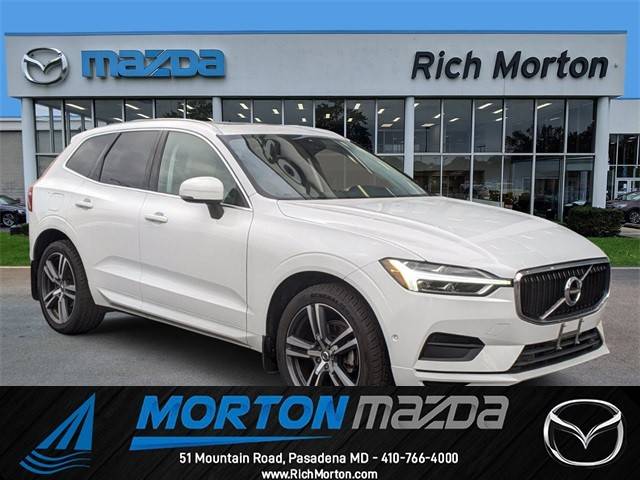 2018 Volvo XC60 Momentum AWD photo