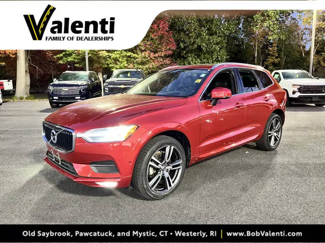 2018 Volvo XC60 Momentum AWD photo