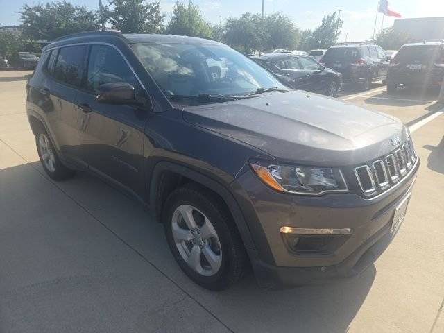 2018 Jeep Compass Latitude FWD photo