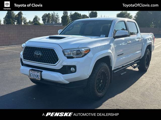 2018 Toyota Tacoma TRD Sport RWD photo