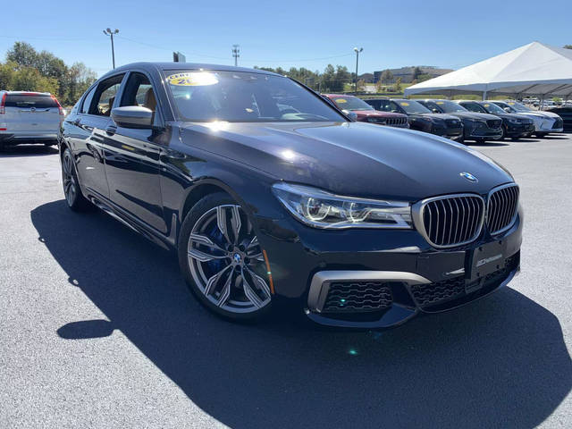 2019 BMW 7 Series M760i xDrive AWD photo