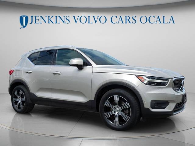 2019 Volvo XC40 Inscription AWD photo