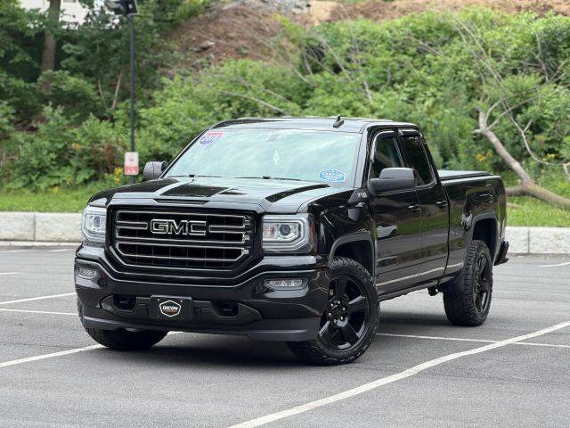 2018 GMC Sierra 1500 SLE 4WD photo