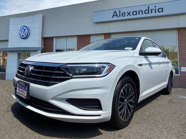 2019 Volkswagen Jetta SEL FWD photo