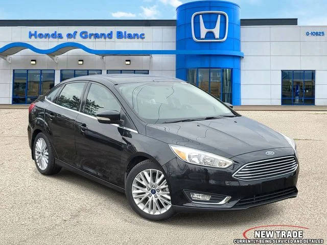 2017 Ford Focus Titanium FWD photo