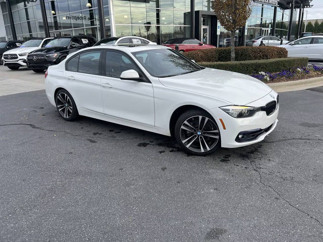 2018 BMW 3 Series 330i RWD photo