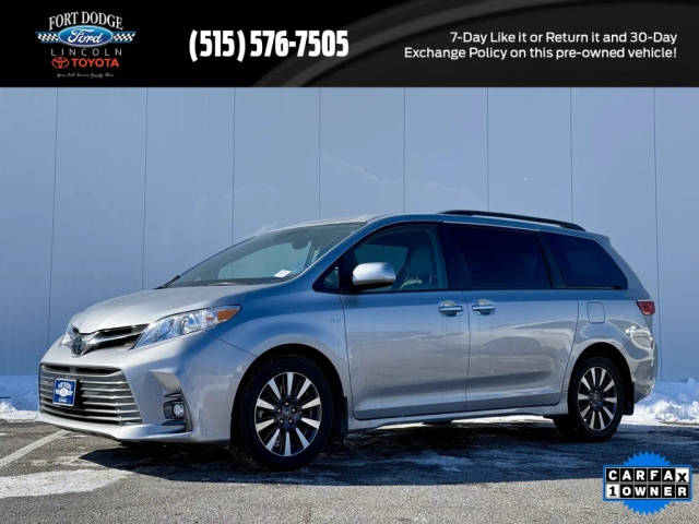 2018 Toyota Sienna XLE Premium AWD photo