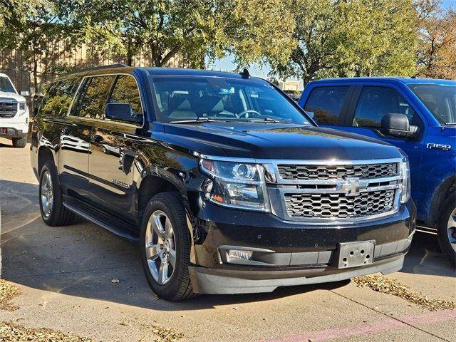 2018 Chevrolet Suburban LT 4WD photo