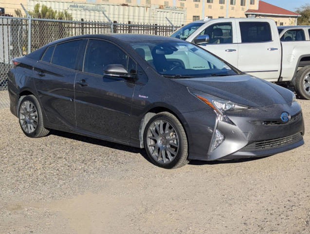 2018 Toyota Prius Four Touring FWD photo