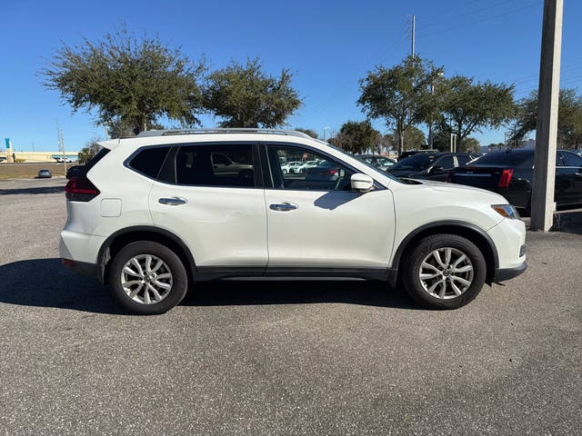 2018 Nissan Rogue SV AWD photo