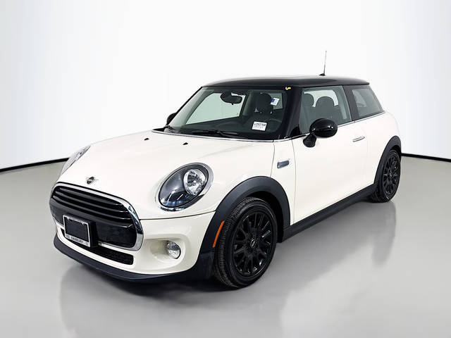 2019 MINI Hardtop 2 Door Cooper FWD photo
