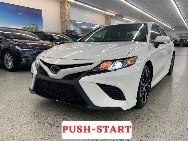 2018 Toyota Camry SE FWD photo