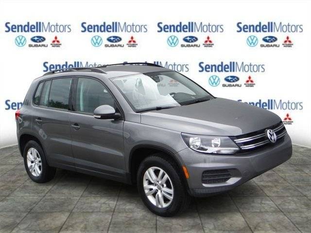 2017 Volkswagen Tiguan S FWD photo