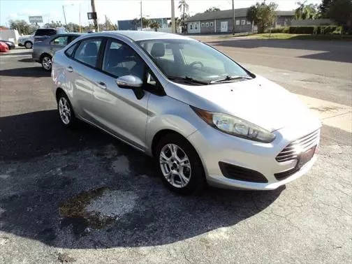 2016 Ford Fiesta SE FWD photo