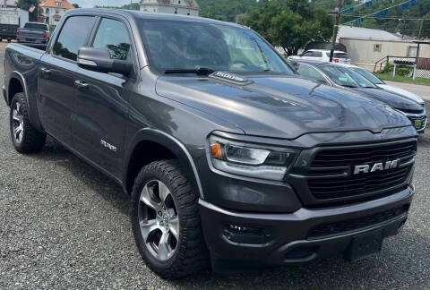 2019 Ram 1500 Laramie 4WD photo