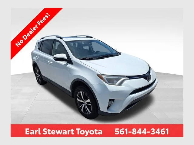 2018 Toyota RAV4 XLE FWD photo