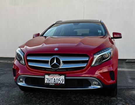 2015 Mercedes-Benz GLA-Class GLA 250 AWD photo
