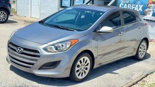 2017 Hyundai Elantra GT FWD photo