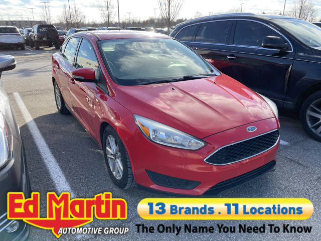 2017 Ford Focus SE FWD photo