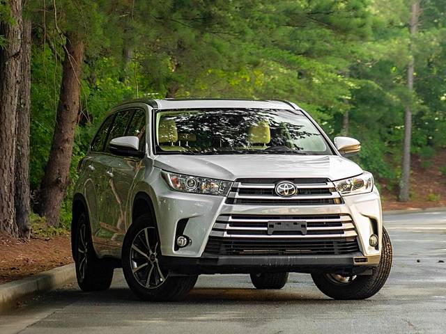 2018 Toyota Highlander XLE AWD photo