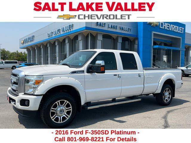 2016 Ford F-350 Super Duty Platinum 4WD photo