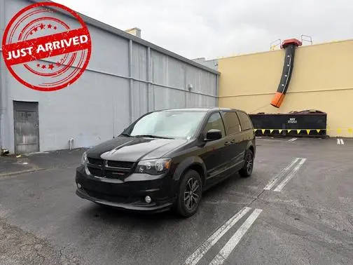 2018 Dodge Grand Caravan SE Plus FWD photo