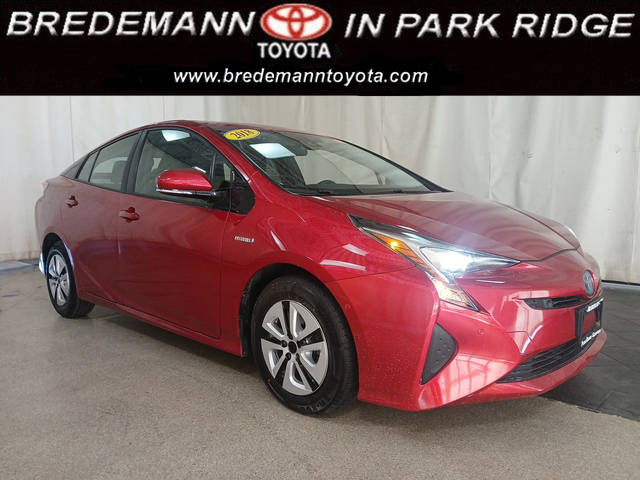 2018 Toyota Prius Three FWD photo