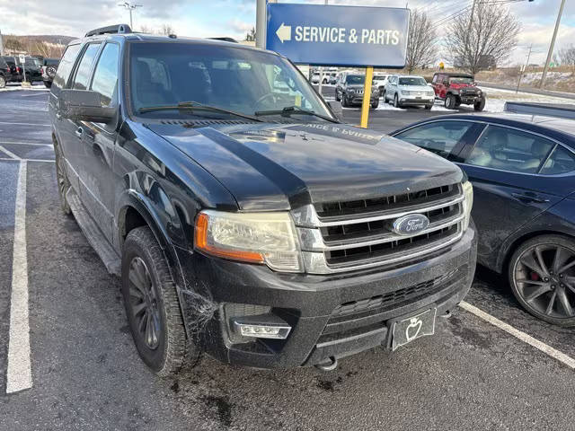 2015 Ford Expedition XLT 4WD photo