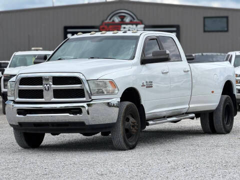 2017 Ram 3500 SLT 4WD photo