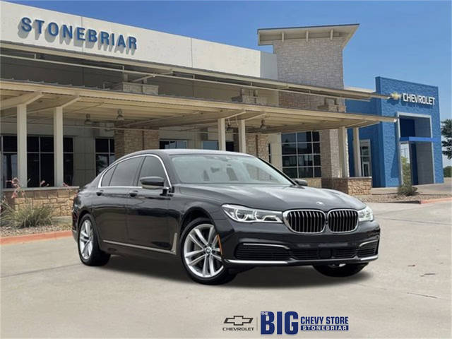 2019 BMW 7 Series 750i RWD photo