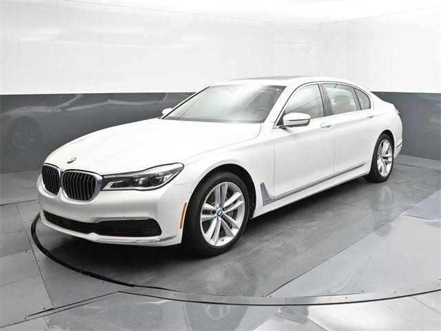 2019 BMW 7 Series 750i RWD photo