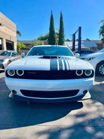 2018 Dodge Challenger 392 Hemi Scat Pack Shaker RWD photo