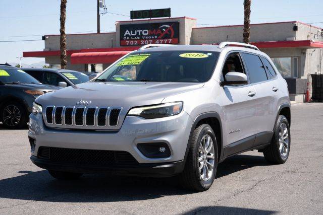 2019 Jeep Cherokee Latitude Plus FWD photo