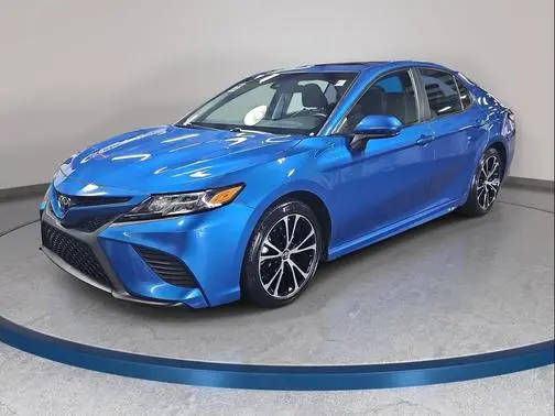 2018 Toyota Camry SE FWD photo