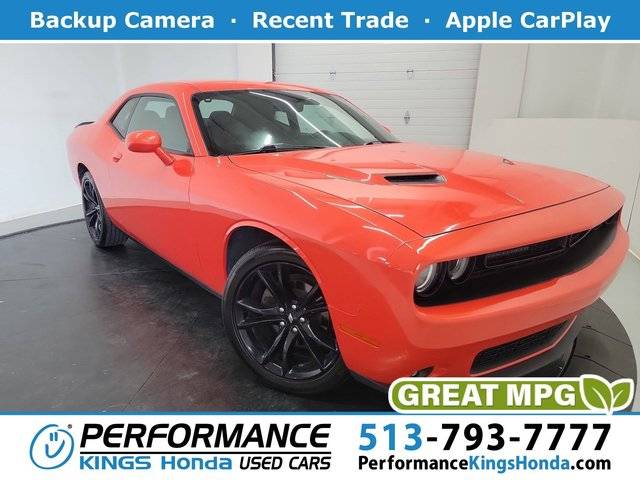2018 Dodge Challenger SXT RWD photo
