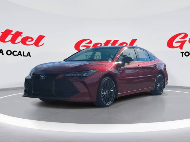 2019 Toyota Avalon Hybrid XSE FWD photo