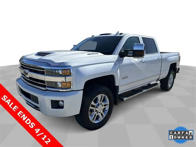 2018 Chevrolet Silverado 2500HD High Country 4WD photo